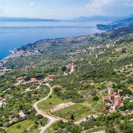 Small House Pivcevi Villa Podgora (Split-Dalmatia)