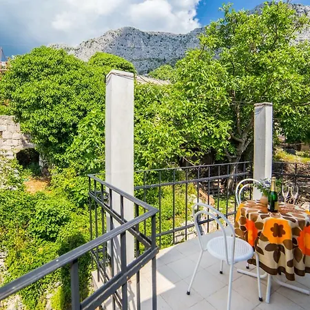 Small House Pivcevi Villa