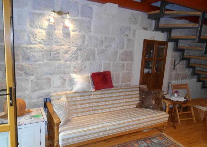 Small House Pivcevi * Podgora (Split-Dalmatia)